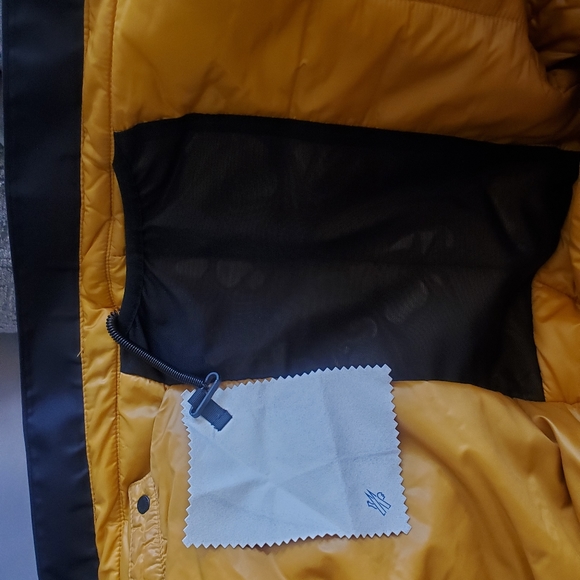 Moncler Jacket - Picture 9 of 12